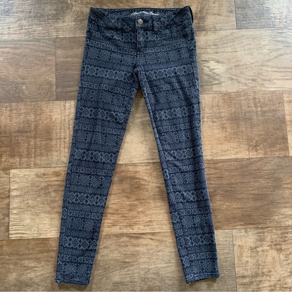 American Eagle Outfitters Pants - American Eagle western print jeggings